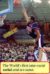 vince-carter-olympic-france-the-dunk.jpg (31960 bytes)