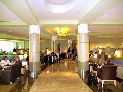 american airlines admirals club