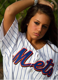 mets girls brunette